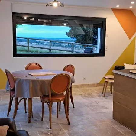 בית נופש Panarama Maison Neuve Superbe Vue